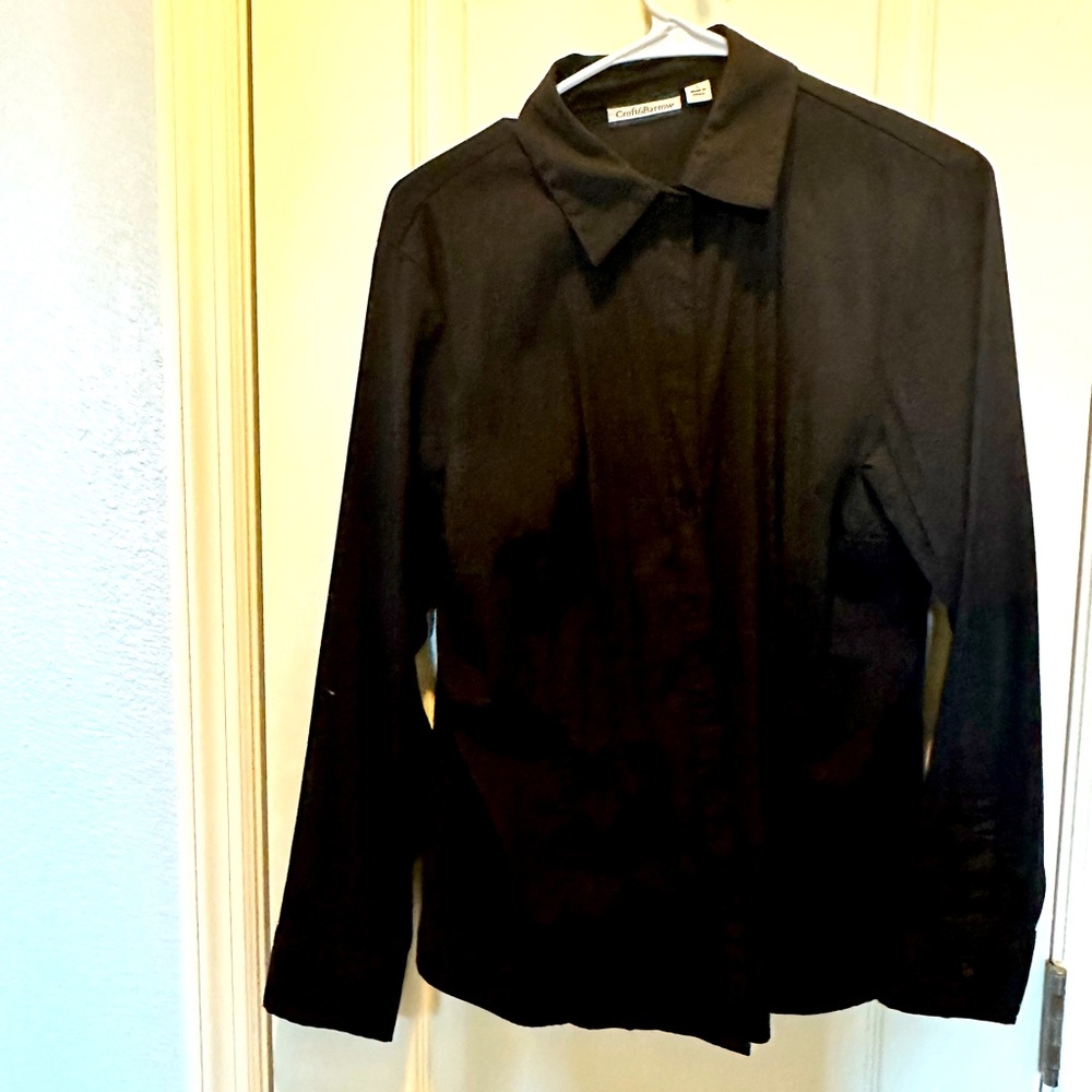 Long sleeve fitted blouse